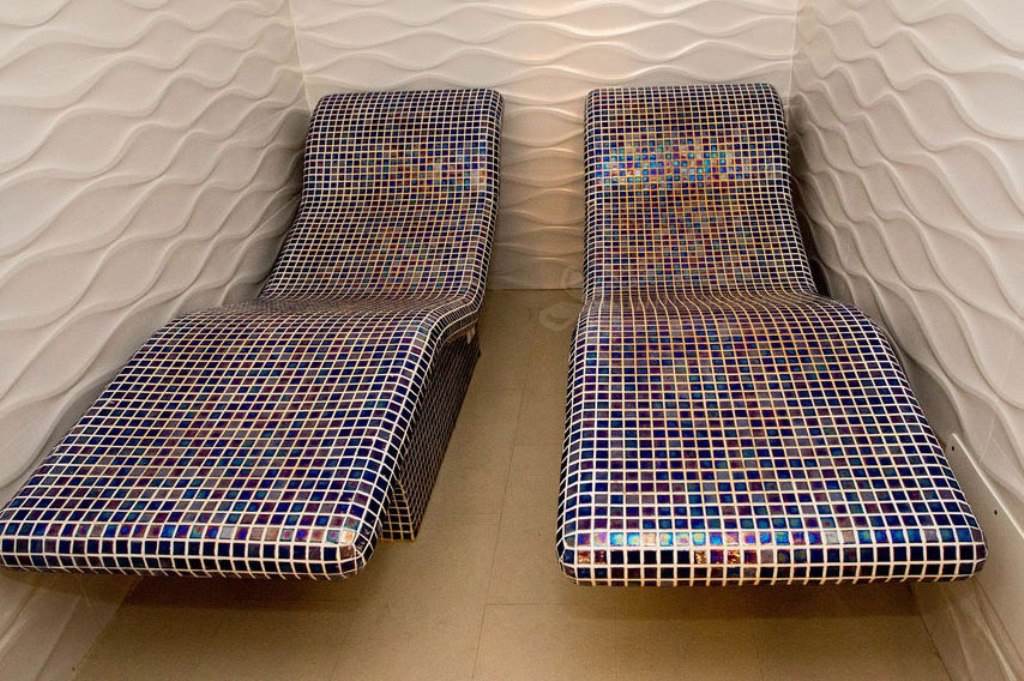 Mosaic Tiles Contractors in Qatar